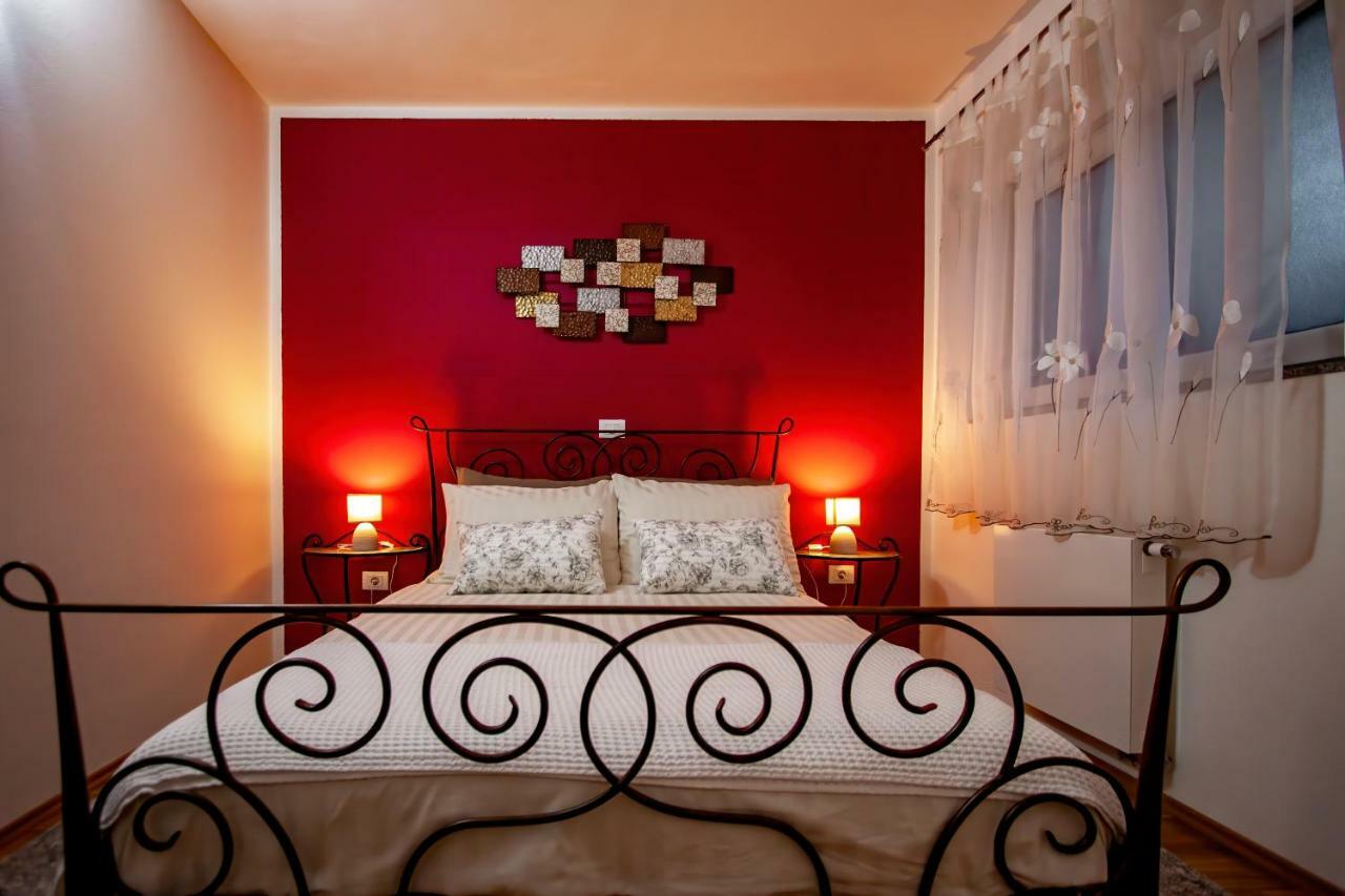 Apartman Nebo Pula Buitenkant foto
